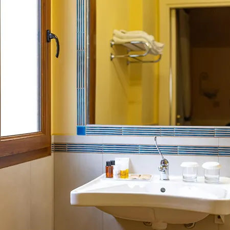 Hotel La Rosa Dei Venti By Lvg Collection 4*