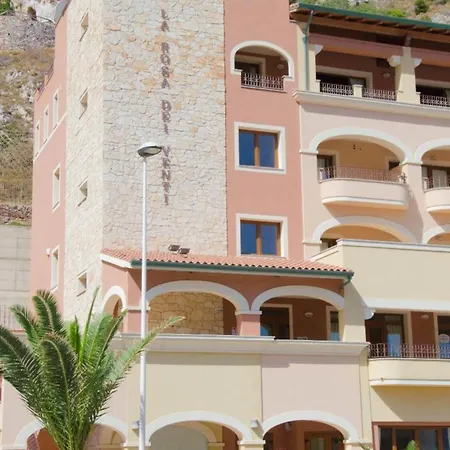 La Rosa Dei Venti By Lvg Collection